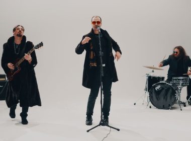 Supersonic Trio predstavlja se istoimenim debitantskim singlom-min